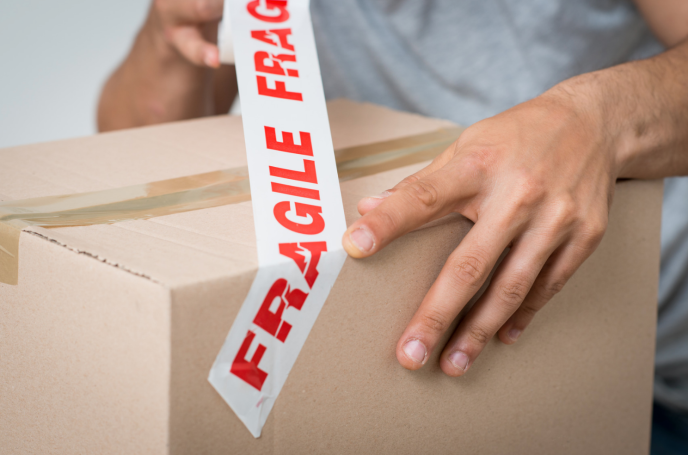 packing-fragile-items